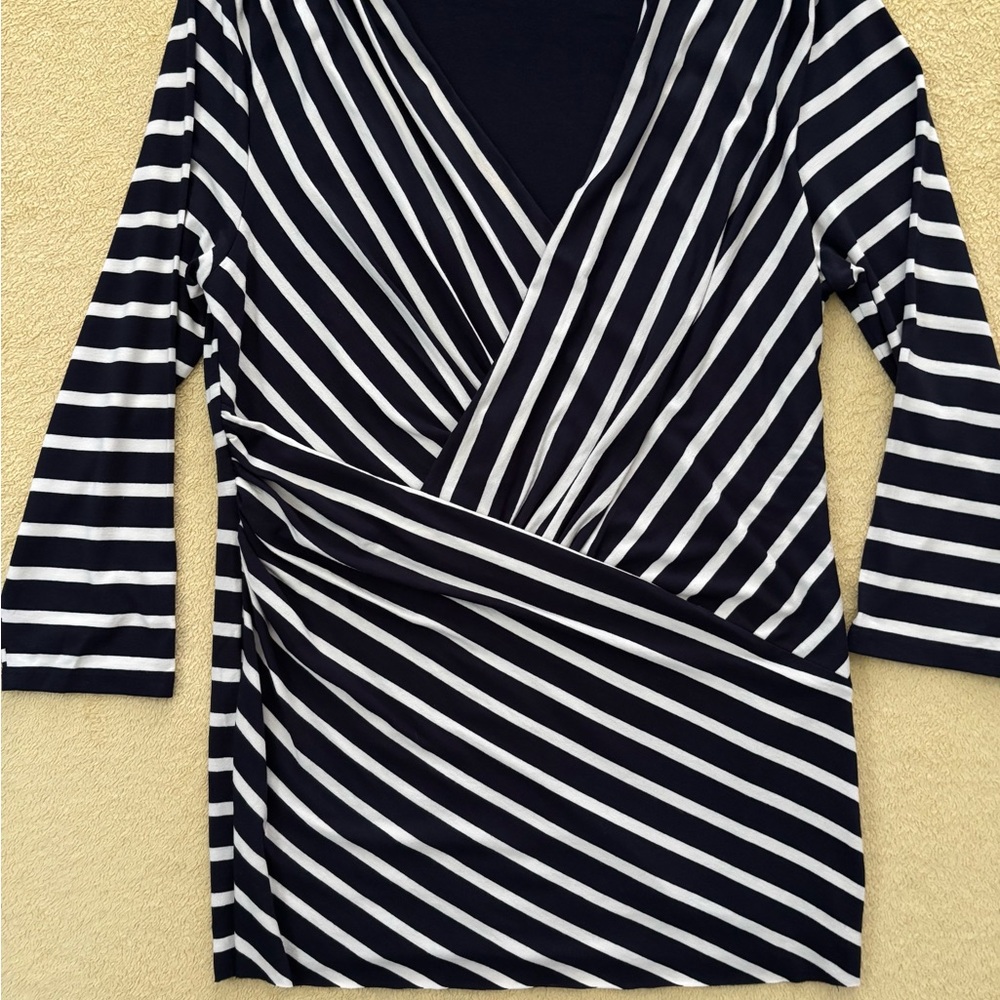 Vince Camuto Navy & White Womens Top Asymmetrical Design, 3/4 Sleeves, Size Med.